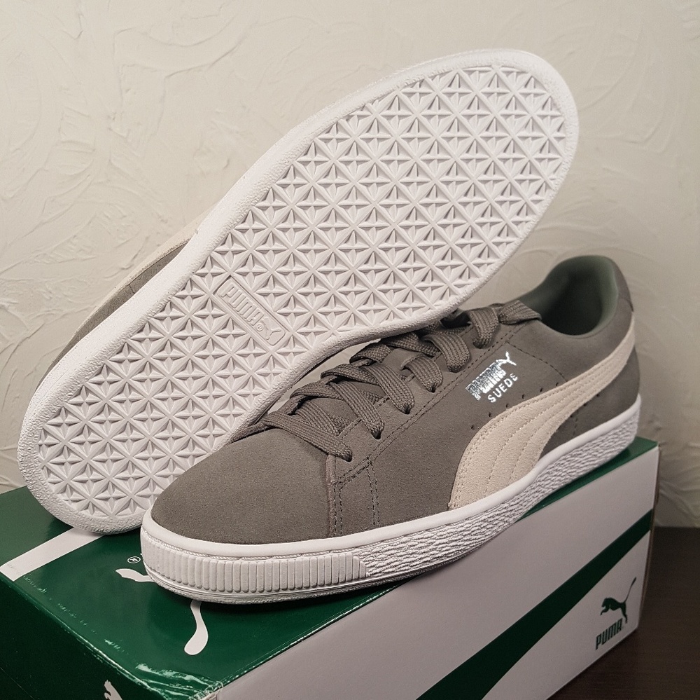 PUMA SUEDE CLASSIC SHOES MEN'S SIZES 8.5 / 9 AND 8 - Picture 2 of 5